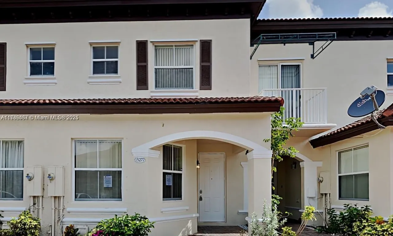 15277 SW 88th Ter, Miami FL 33196