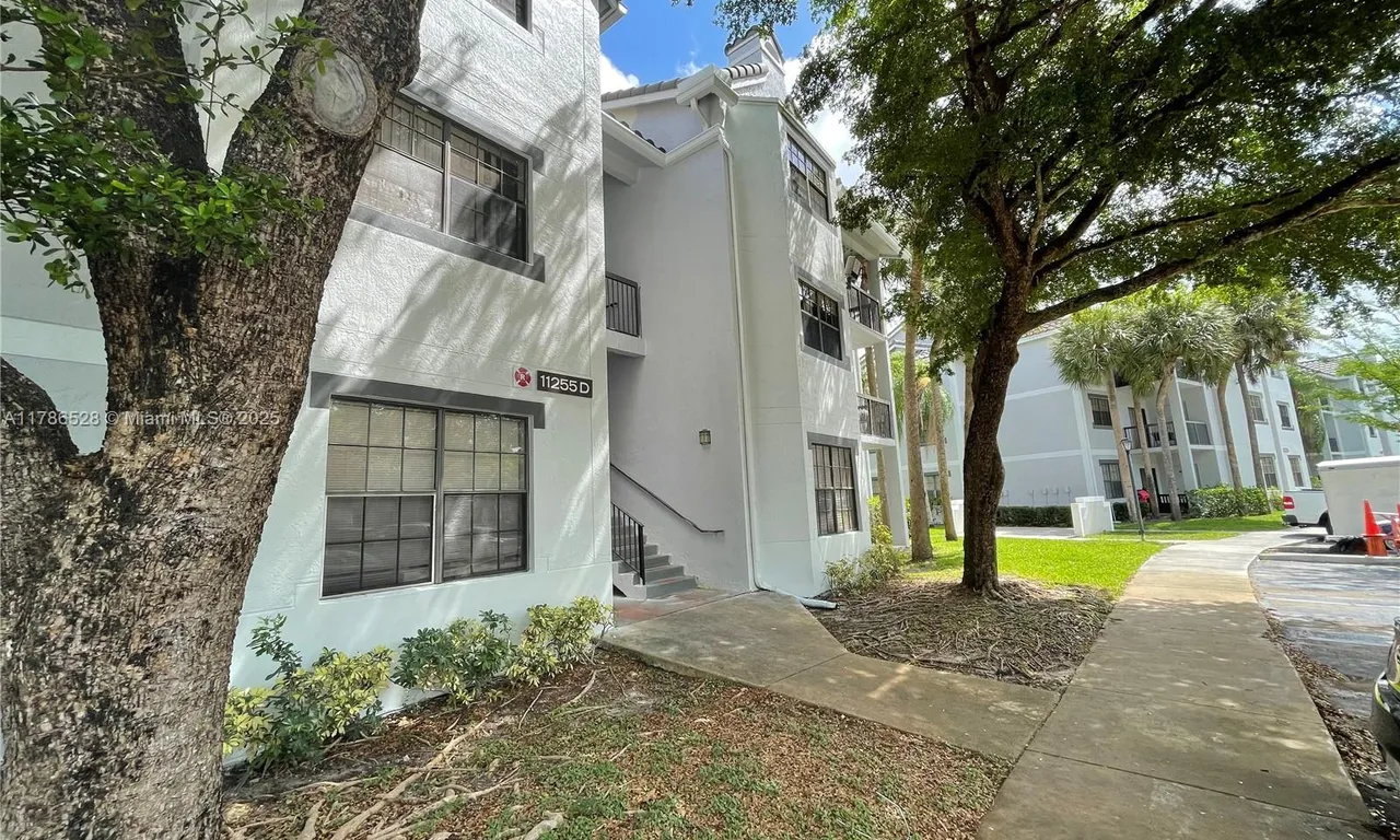 11255 W Atlantic Blvd # 106, Coral Springs FL 33071