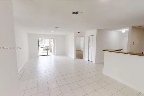 11255 W Atlantic Blvd # 106, Coral Springs FL 33071