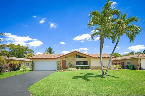 3971 NW 108th Dr, Coral Springs FL 33065