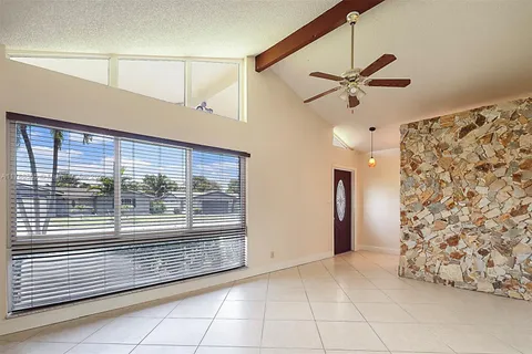 3971 NW 108th Dr, Coral Springs FL 33065