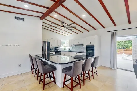 9925 SW 82nd Ave, Miami FL 33156