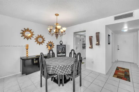 1400 Saint Charles Pl # 214, Pembroke Pines FL 33026