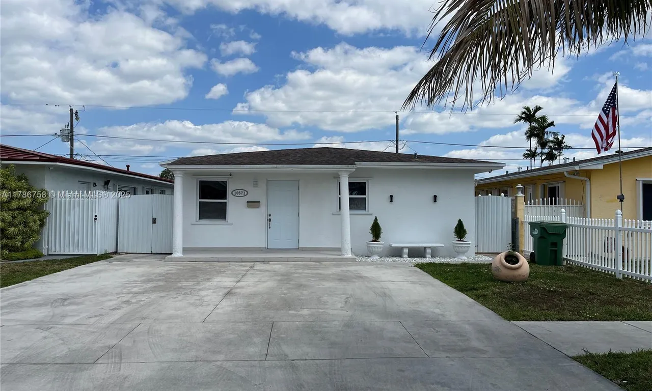 10571 SW 27th St # 0, Miami FL 33165