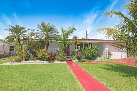 1762 NW 8th Ave, Homestead FL 33030