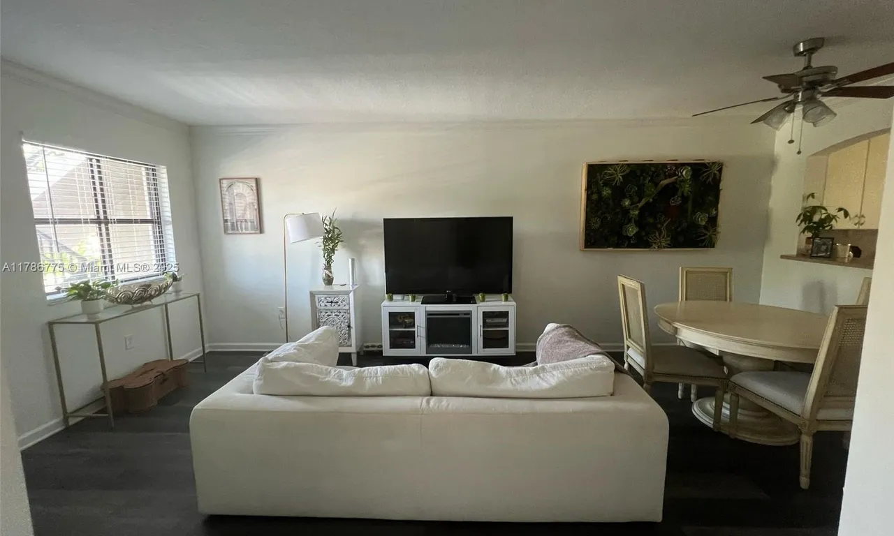 22701 SW 88th Pl # 9, Cutler Bay FL 33190