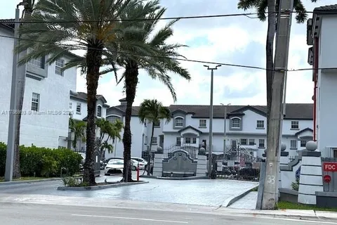 955 NW 82nd Ave # C, Miami FL 33126