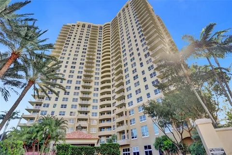 19501 W Country Club Dr # 2507, Aventura FL 33180