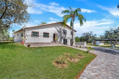 40140 SWIFT RD, Other City - In The State Of Florida FL 32736