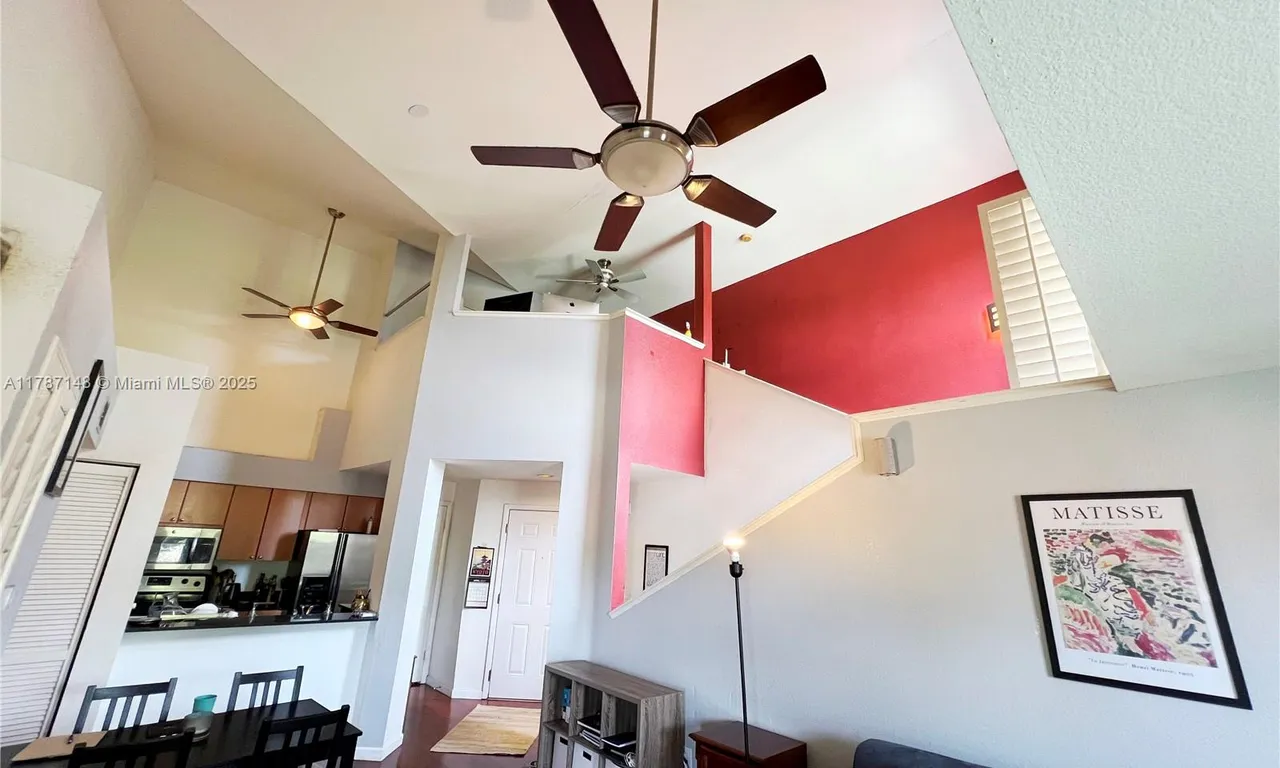 1825 Palm Cove Blvd # 304, Delray Beach FL 33445