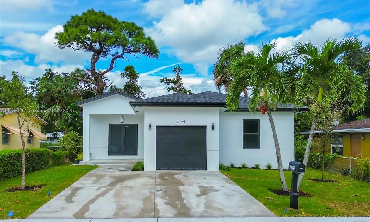 2725 NW 7th St # 0, Fort Lauderdale FL 33311