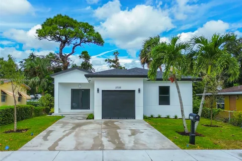 2725 NW 7th St # 0, Fort Lauderdale FL 33311