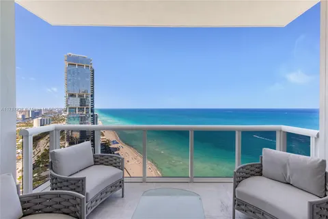 18201 Collins Ave # 4606, Sunny Isles Beach FL 33160