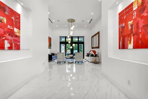 9150 SW 124th St, Miami FL 33176