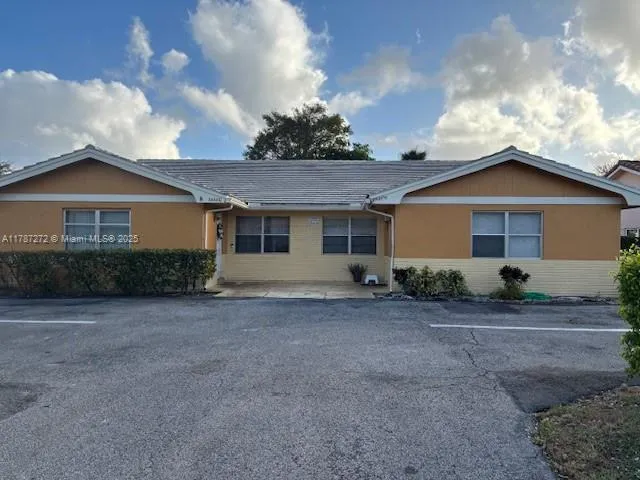 8444 NW 23rd Mnr, Coral Springs FL 33065