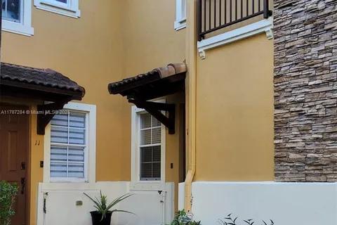 9219 SW 227th St # 12, Cutler Bay FL 33190
