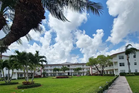285 Fanshaw G # g, Boca Raton FL 33434