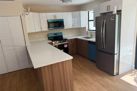 750 S 61st, Hollywood FL 33023
