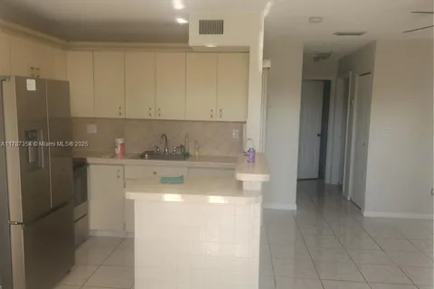 455 NW 210th St # 204, Miami Gardens FL 33169