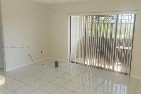 455 NW 210th St # 204, Miami Gardens FL 33169