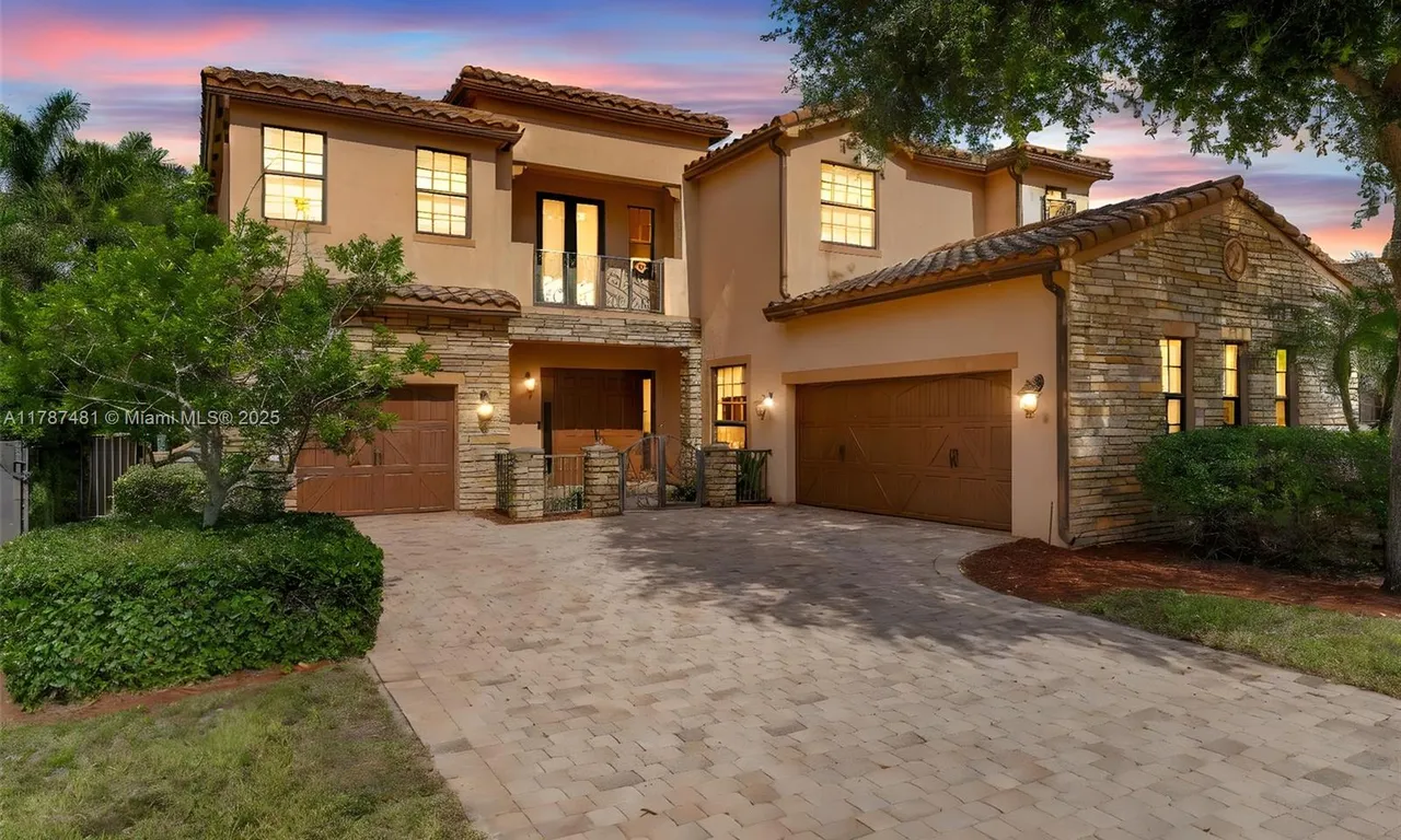 3816 NW 88th Ter, Cooper City FL 33024