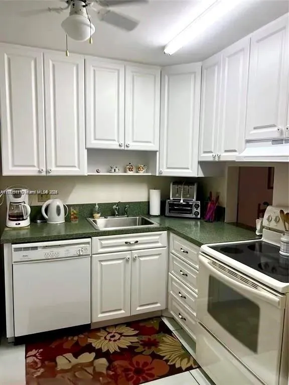 4881 NW 22nd St # B12, Lauderhill FL 33313
