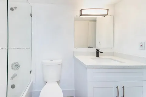 9350 Fontainebleau Blvd # 307, Miami FL 33172