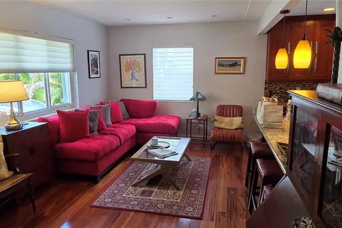 4317 SW 62nd Ave, South Miami FL 33155