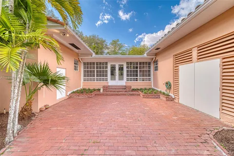 645 Altara Ave, Coral Gables FL 33146