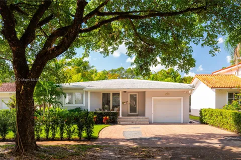 708 Majorca Ave, Coral Gables FL 33134