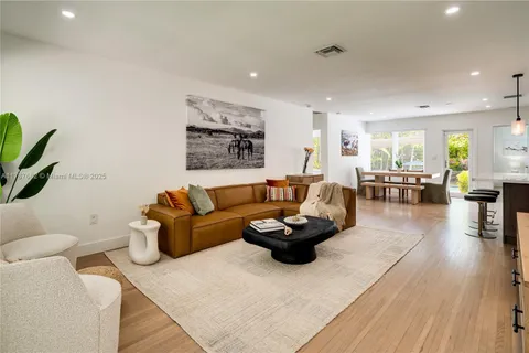 708 Majorca Ave, Coral Gables FL 33134