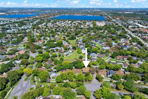 14930 SW 141st Pl, Miami FL 33186