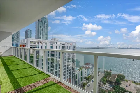 600 NE 27th St # 2103, Miami FL 33137
