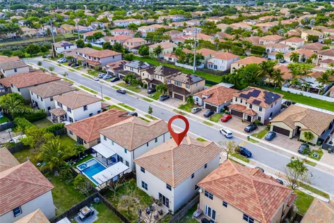 4136 NE 21st Ct, Homestead FL 33033