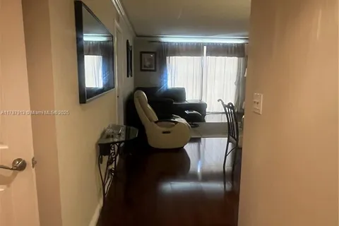 1825 S Ocean Dr # 413, Hallandale Beach FL 33009