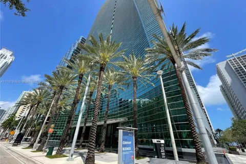 1395 Brickell Ave # 3211, Miami FL 33131