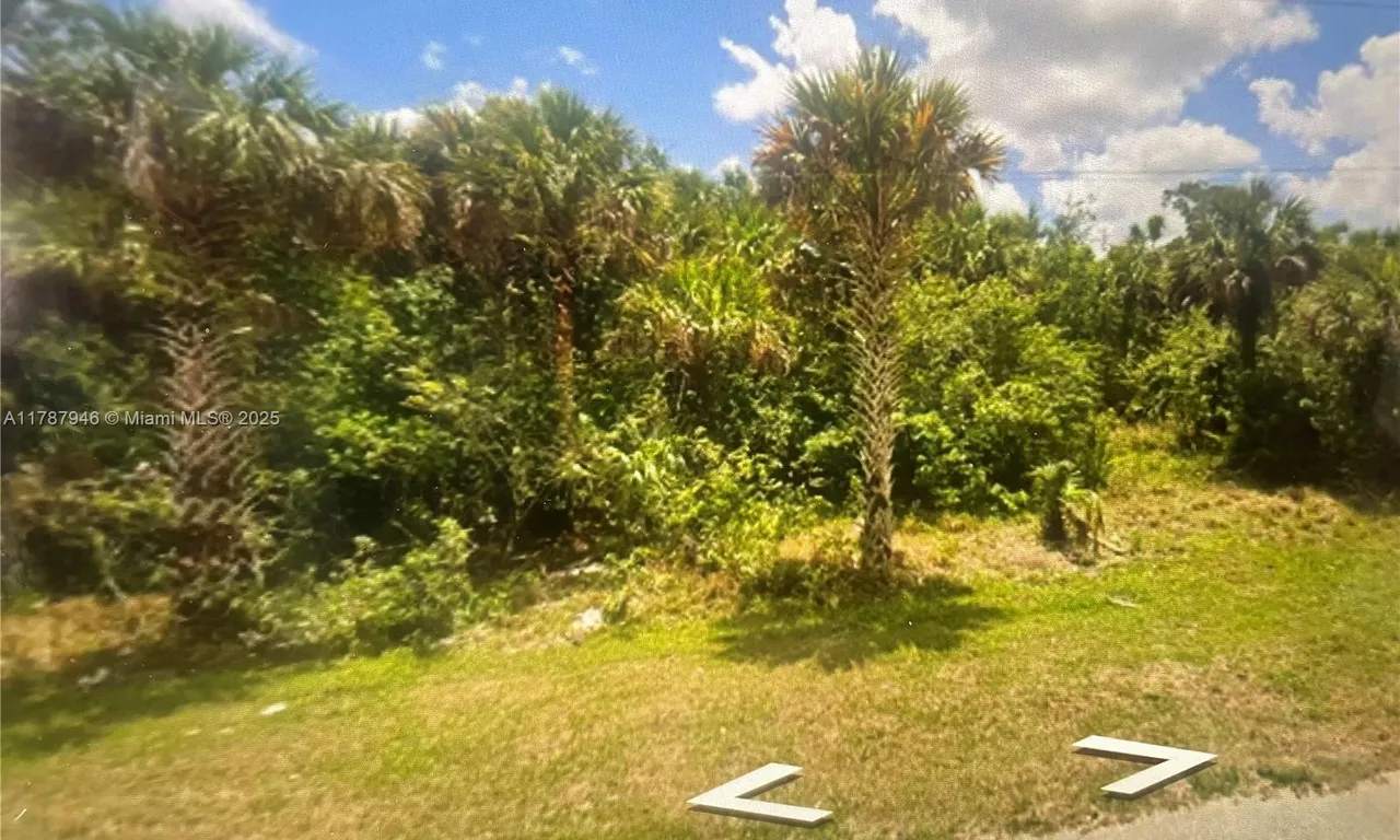 3770 36 Ave SE, Naples FL 34117