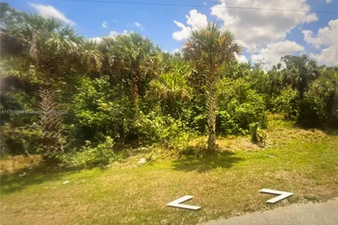 3770 36 Ave SE, Naples FL 34117