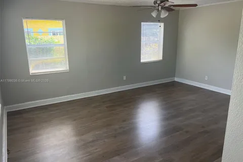 4410 NW 30th Ct, Lauderdale Lakes FL 33313
