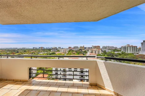 911 E Ponce De Leon Blvd # 1402, Coral Gables FL 33134