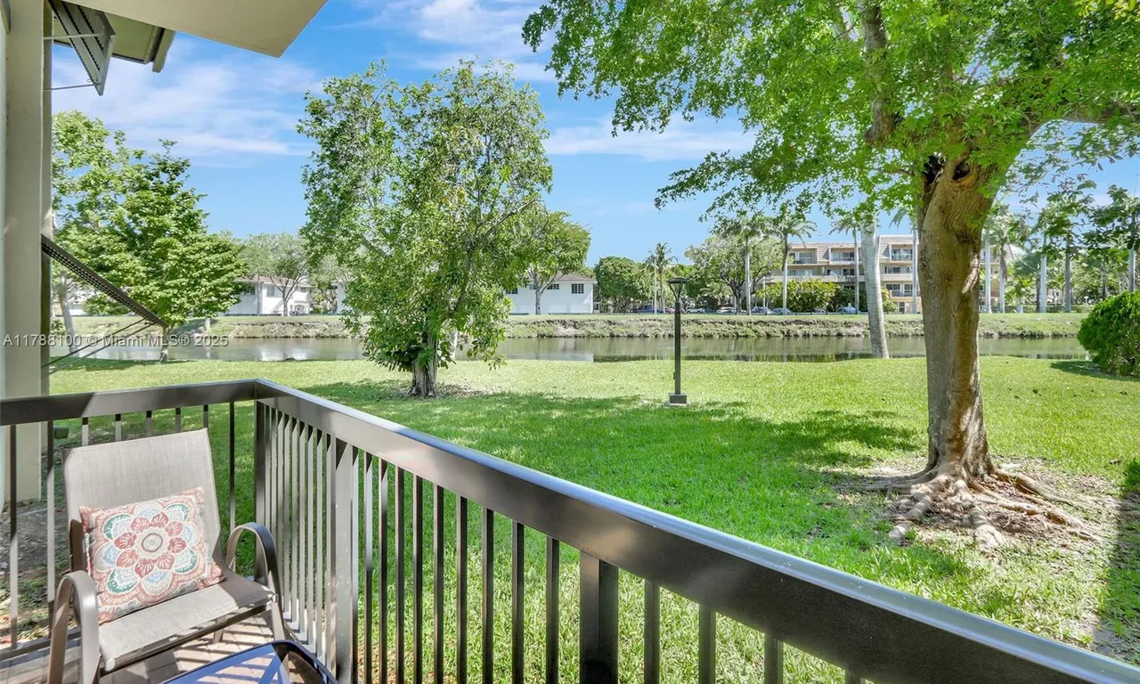7935 SW 86th St # 808, Miami FL 33143