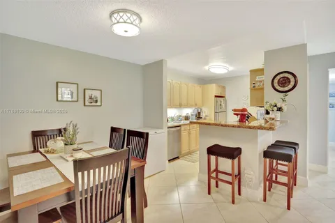 7935 SW 86th St # 808, Miami FL 33143