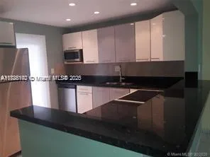 5950 Del Lago Cir # 112, Sunrise FL 33313