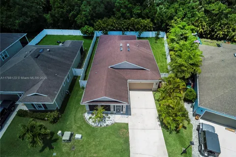 148 Port Royal Ct, Sebastian FL 32958