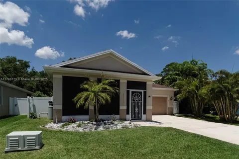 148 Port Royal Ct, Sebastian FL 32958