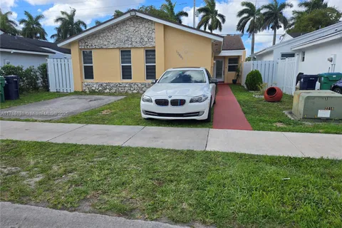 13061 SW 56th Ter, Miami FL 33183