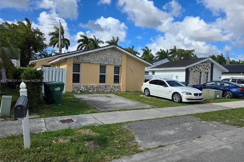 13061 SW 56th Ter, Miami FL 33183