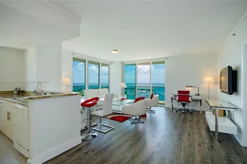 2889 Mcfarlane Rd # 1601, Coconut Grove FL 33133