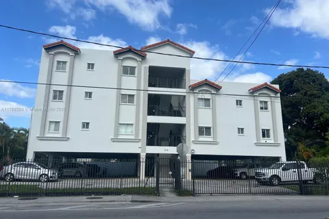 218 SW 8th Ave # 202, Miami FL 33130
