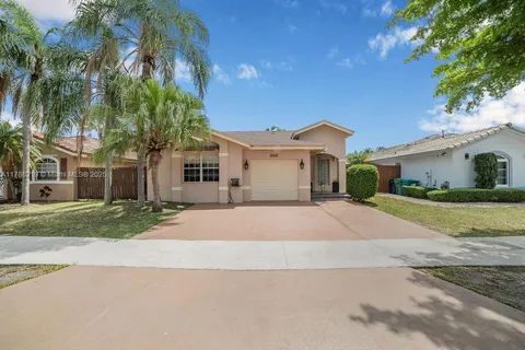 16917 SW 146th Ct, Miami FL 33177
